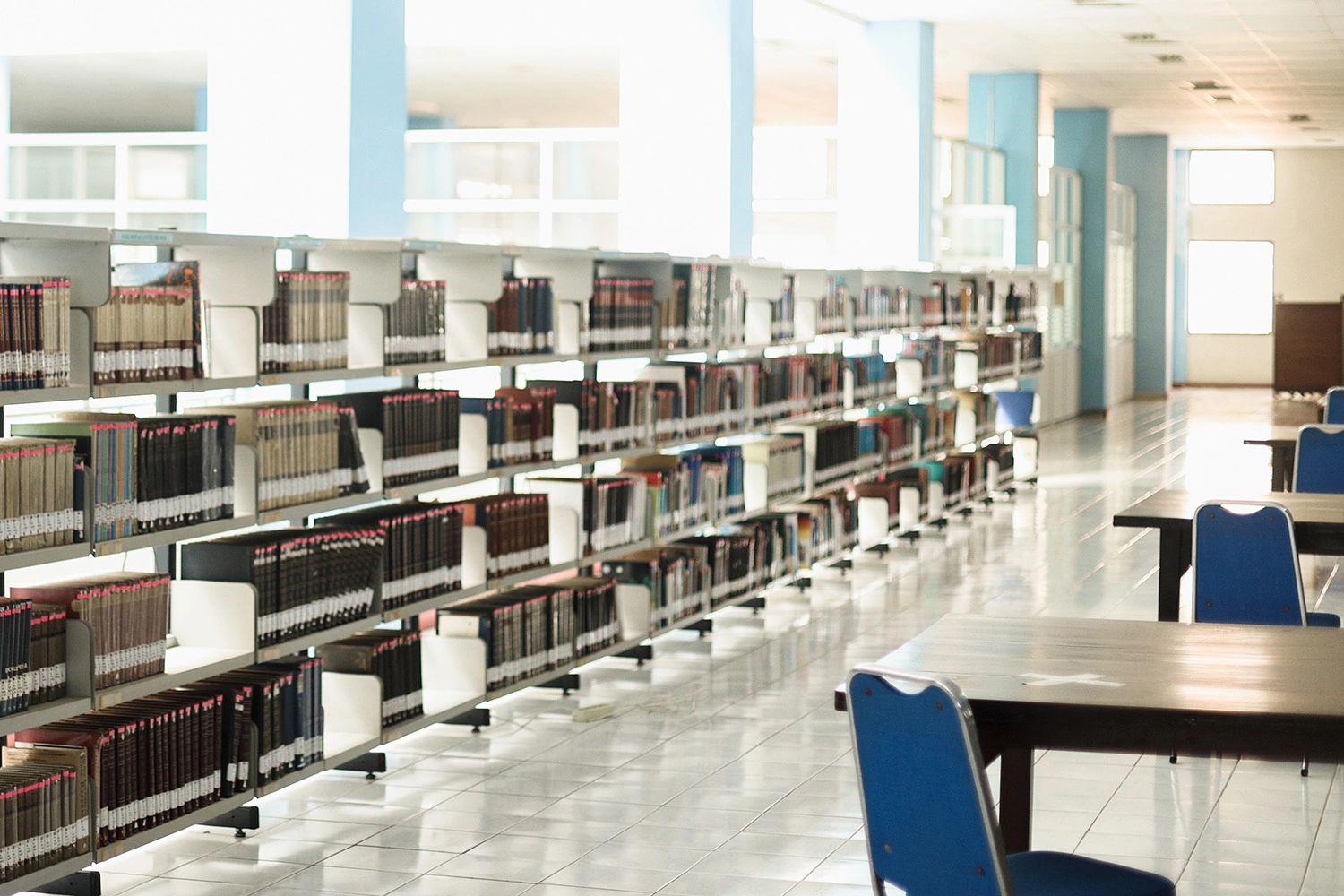 Büchertürme Universität Wien